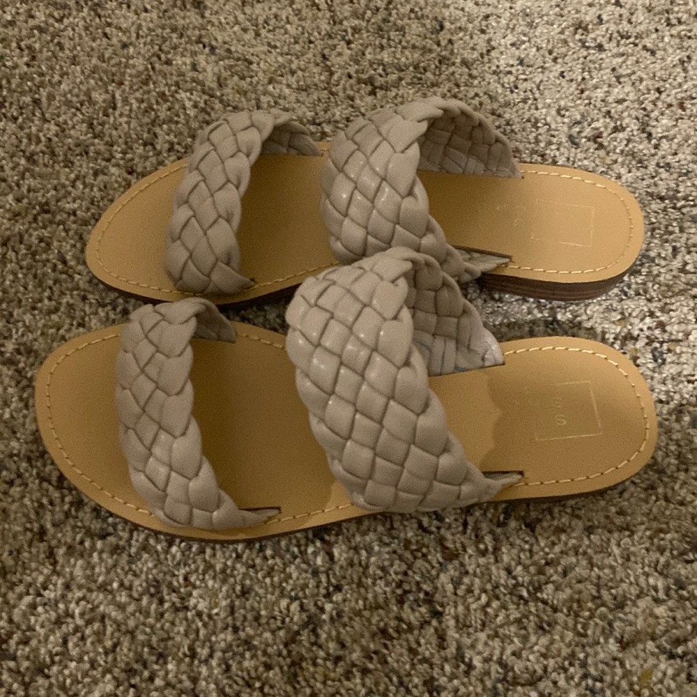 Braided leather sandals
